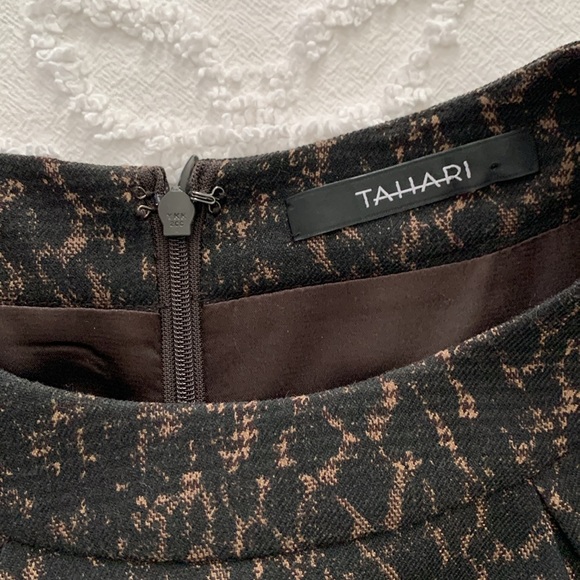 TAHARI SLEEVELESS DRESS BLACK AND BROWN - Picture 9 of 10